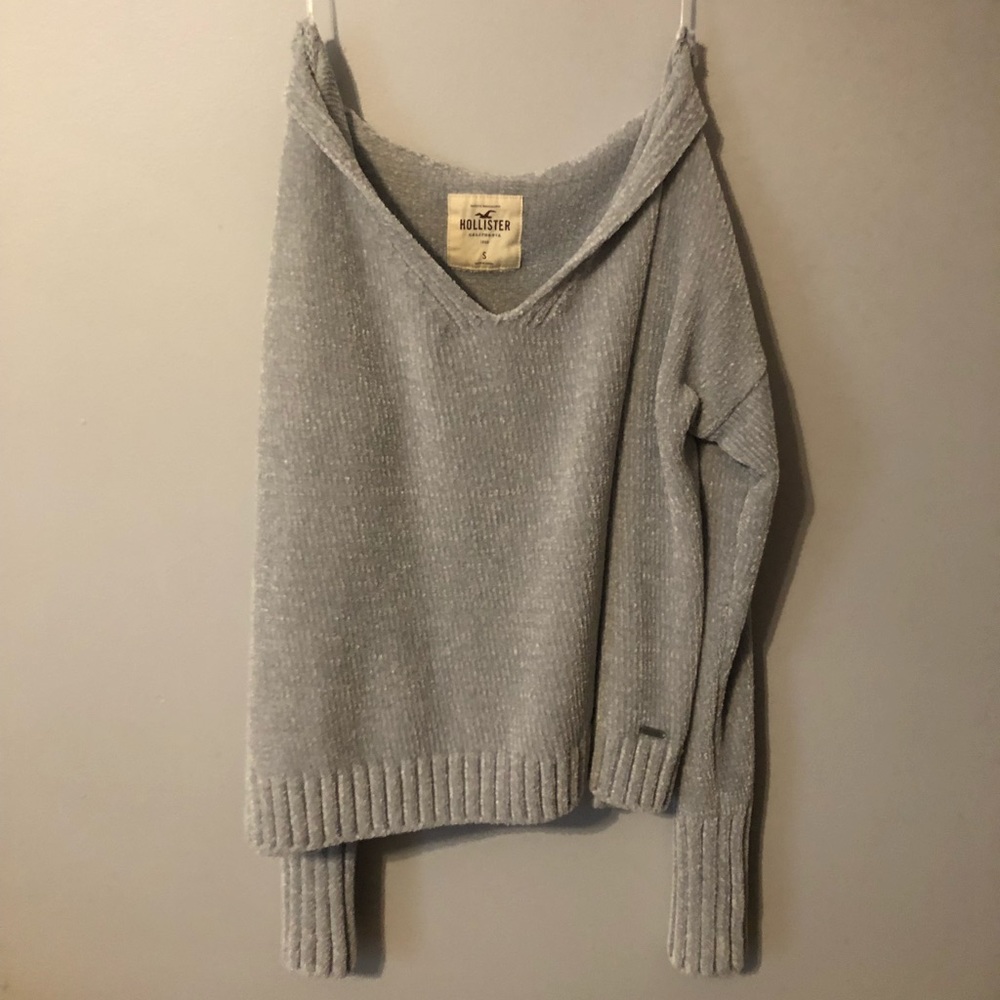 very soft and warm cropped sweater